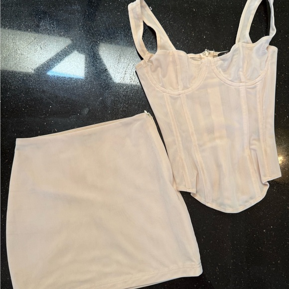 Mars the Label Cinched Set in Cream - Picture 3 of 5